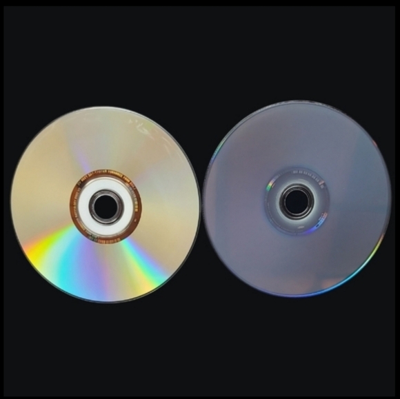 BLU-RAY+DVD "NIGHT AT THE MUSEUM" SECRET OF THE TOMB 2 DISC SET - Picture 2 of 3